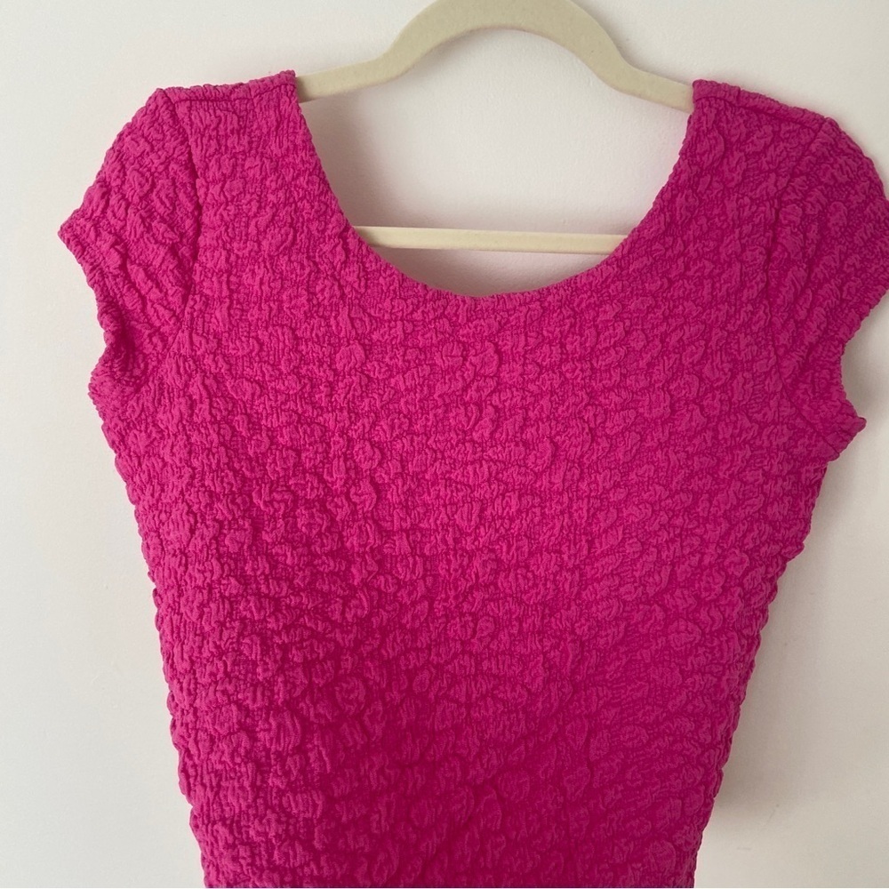 Anthropologie Maeve Socialite Popcorn Tee in Pink size XXS